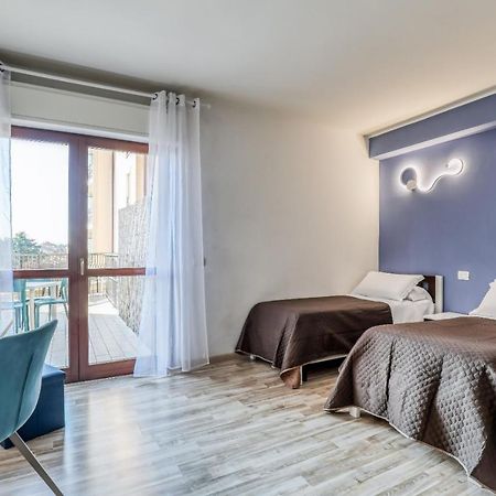 Asso Residence Terni Eksteriør billede
