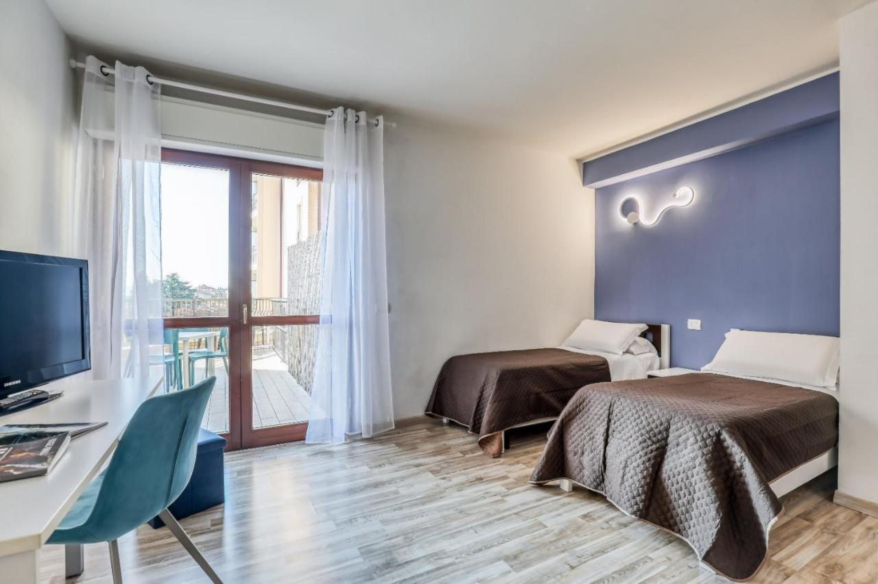 Asso Residence Terni Eksteriør billede