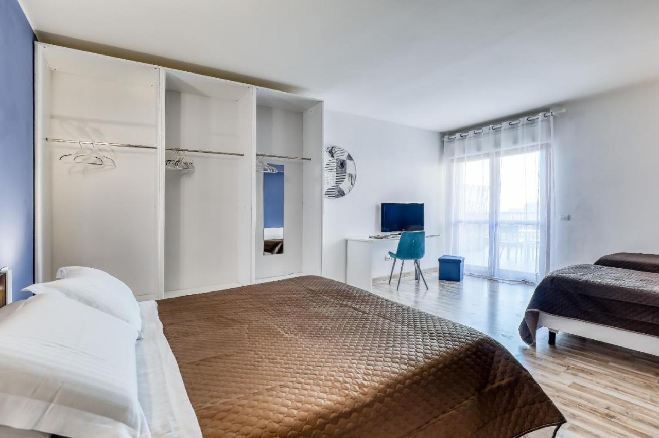 Asso Residence Terni Eksteriør billede